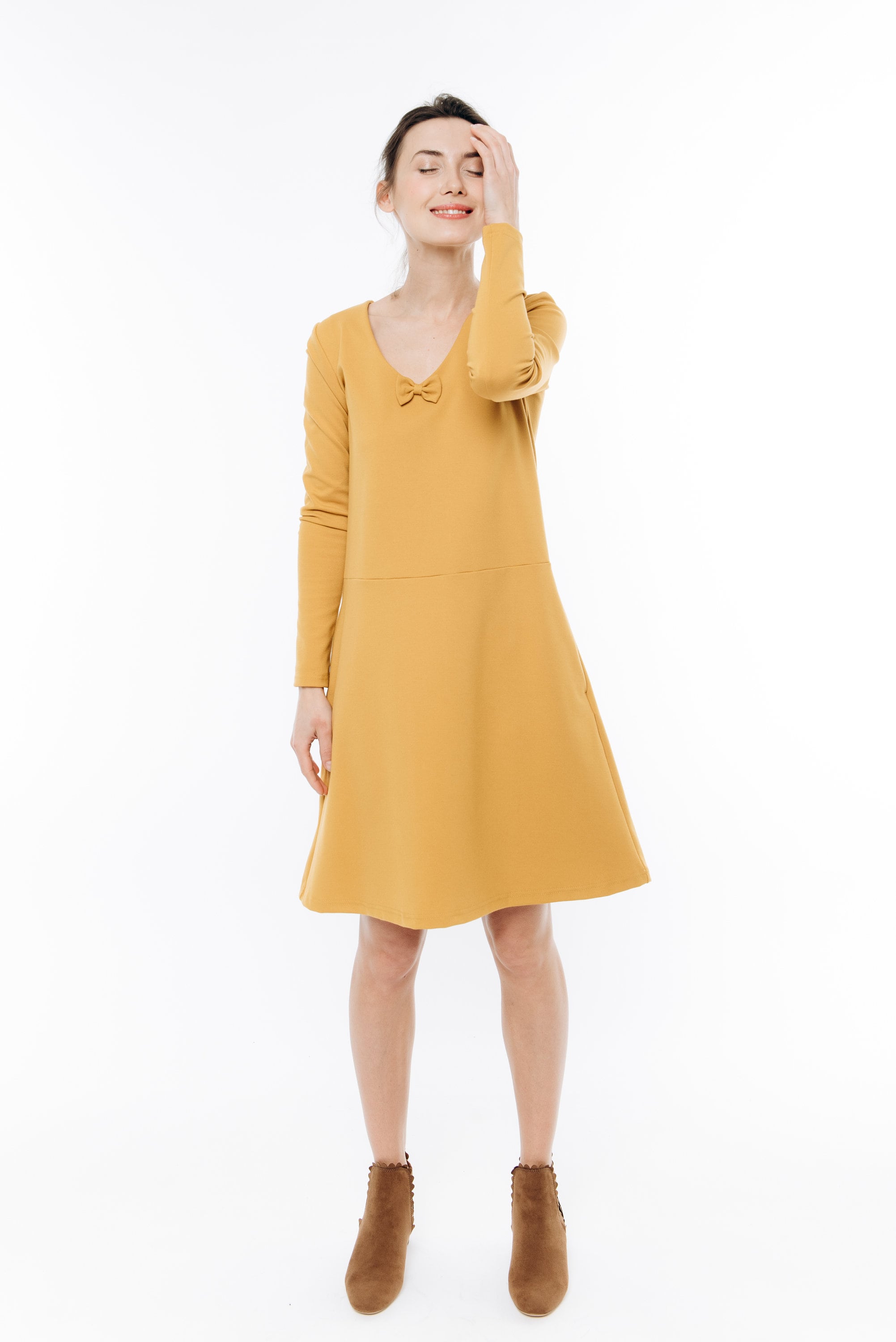SUN — Italian Punto Milano -neulemekko, A-linjainen, rusetilla