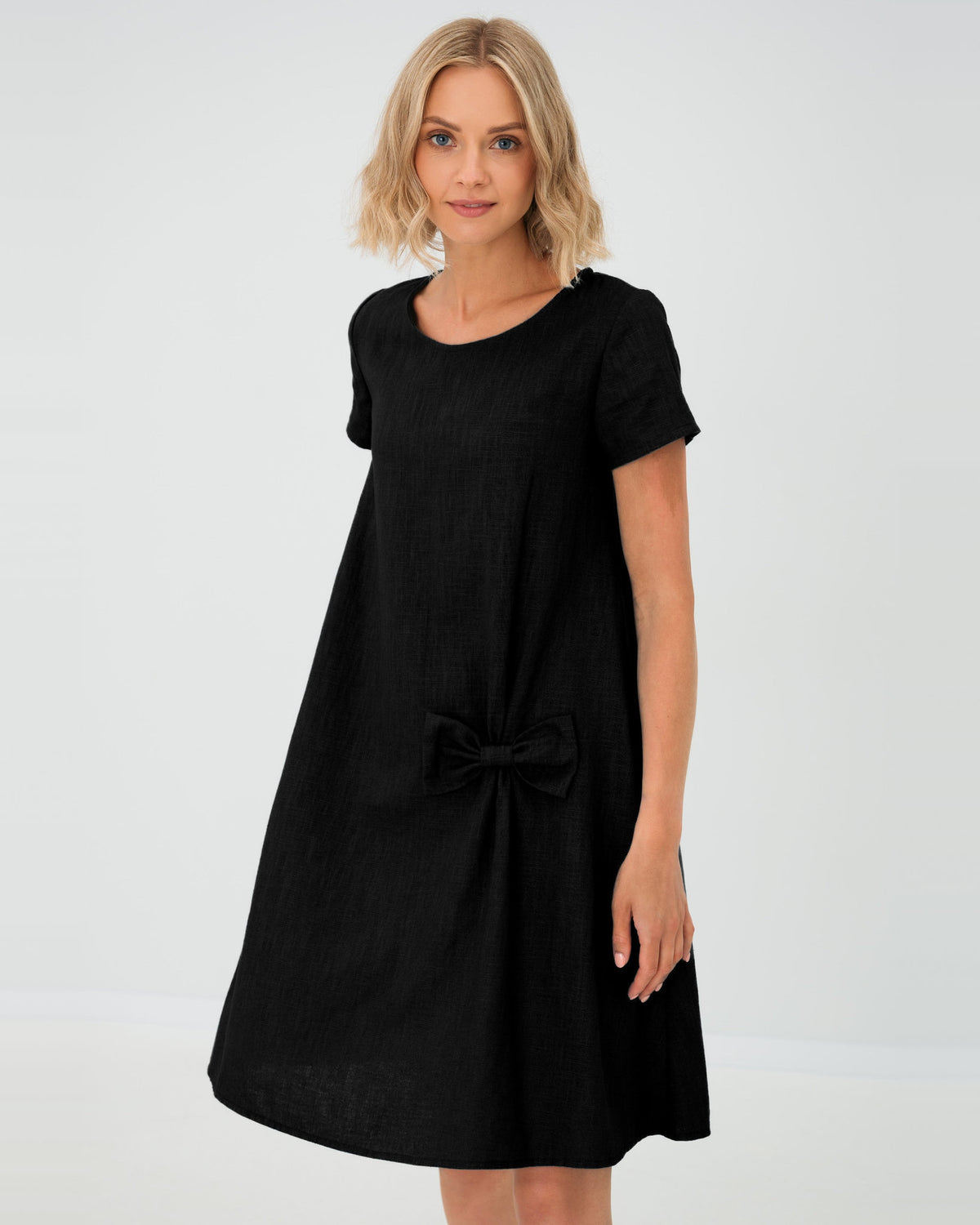 LeMuse SUMMER KISS linen dress in black – studio front view #Color_Black