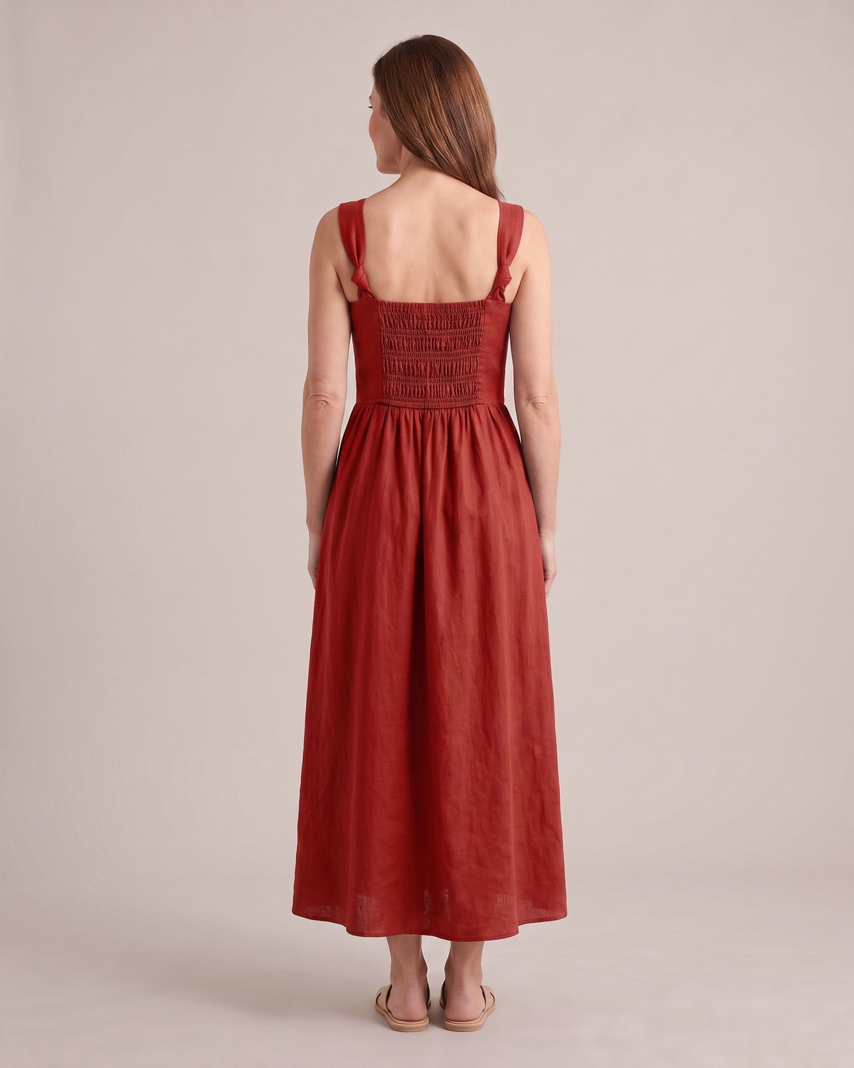 SERENADE – raudona lininė suknelė, nugara #Color_Red