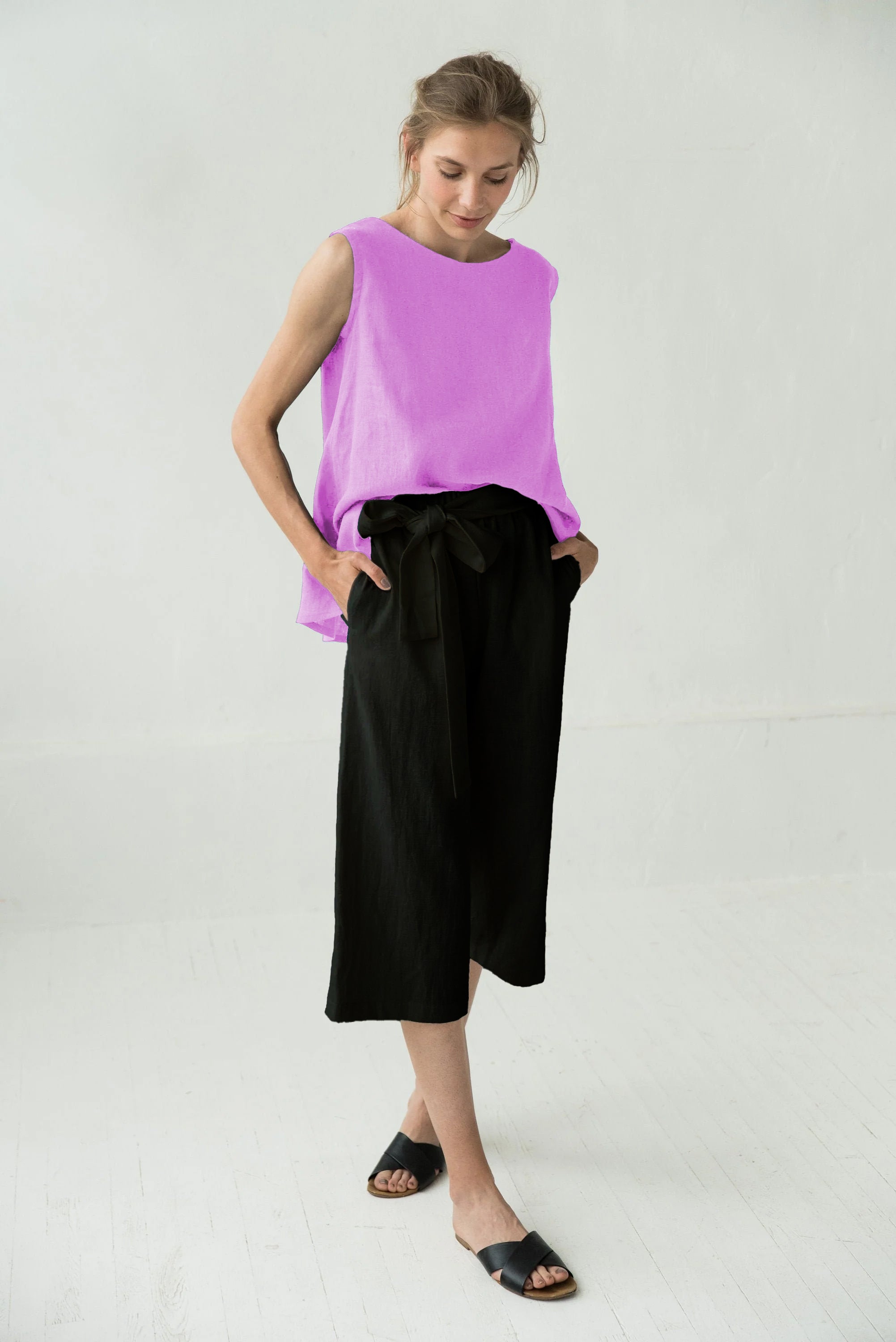 MIX & MATCH — Verkürzte Leinenhose mit weitem Bein