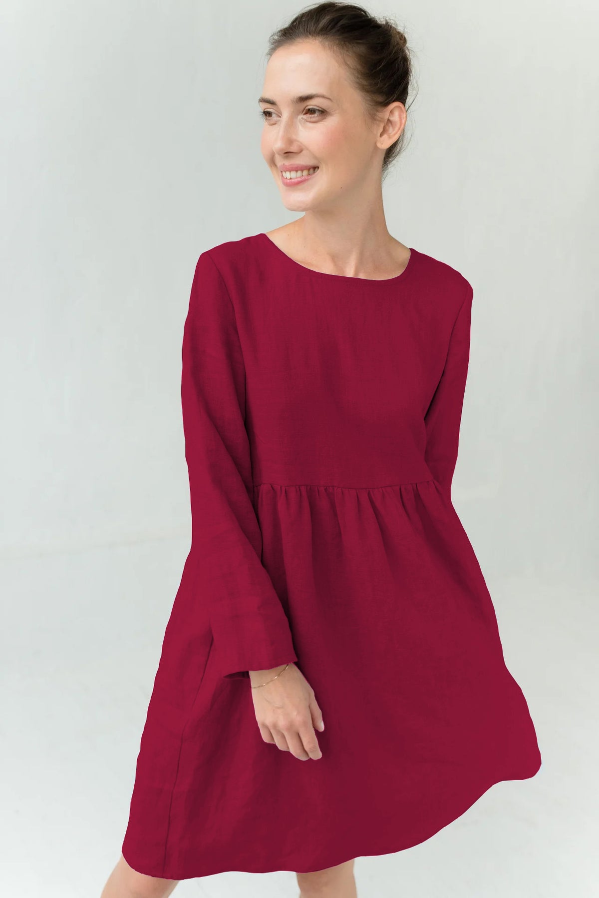 LeMuse CANDY linen dress in cerise – studio front #Color_Cerise