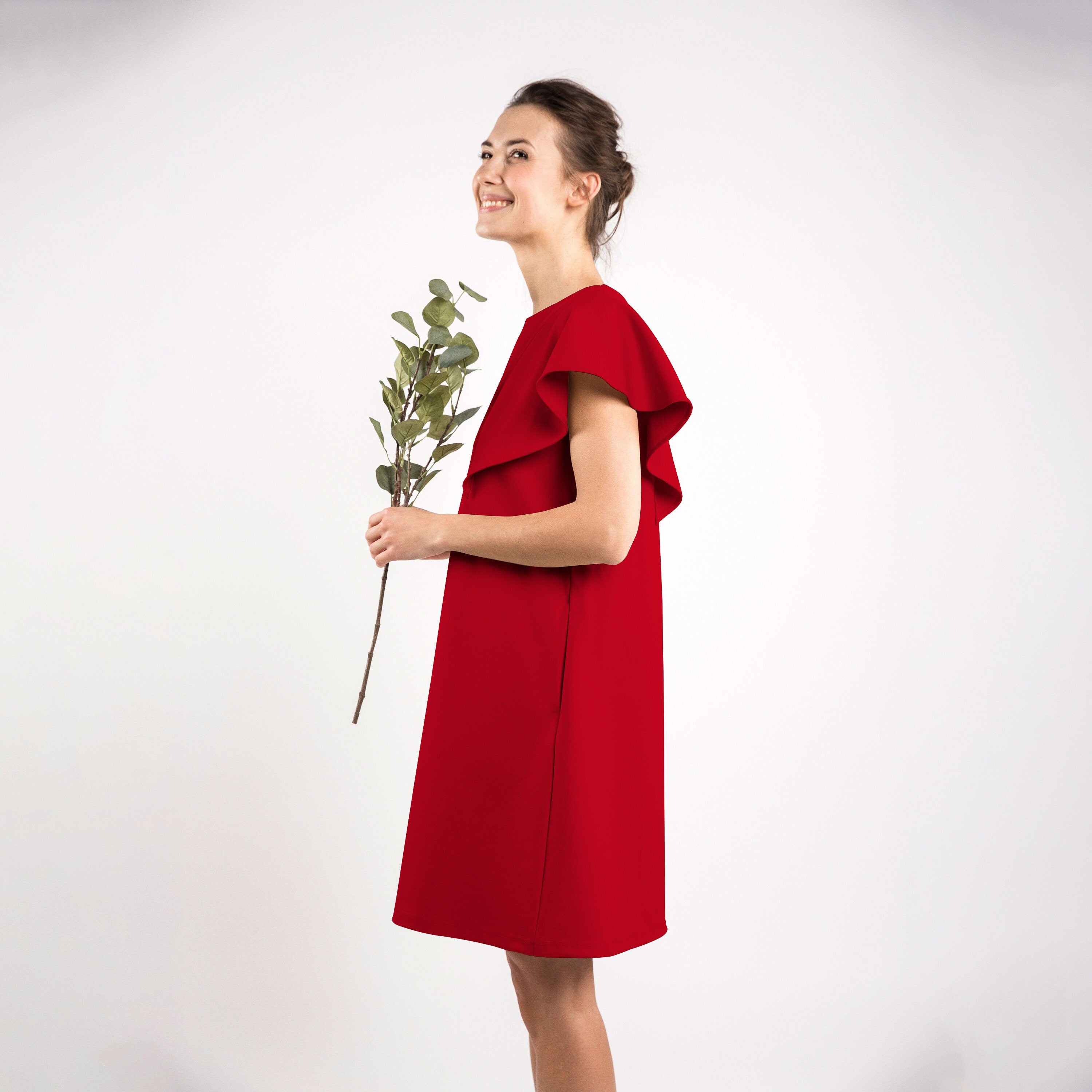 WING — Italienisches Punto-Milano-Strickkleid mit Flatterärmeln