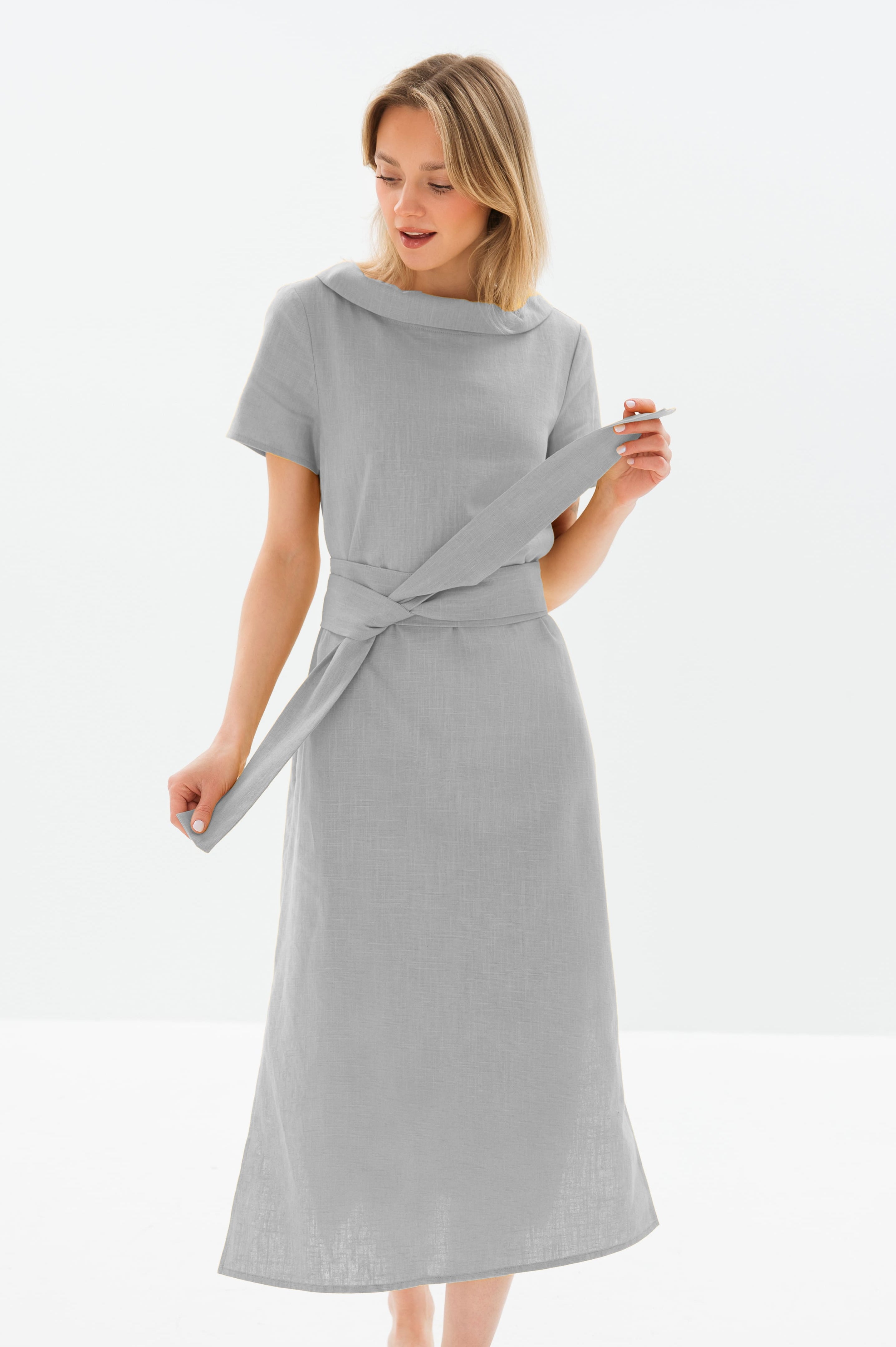 LONG STORY — Robe mi-longue en lin à manches courtes et ceinture
