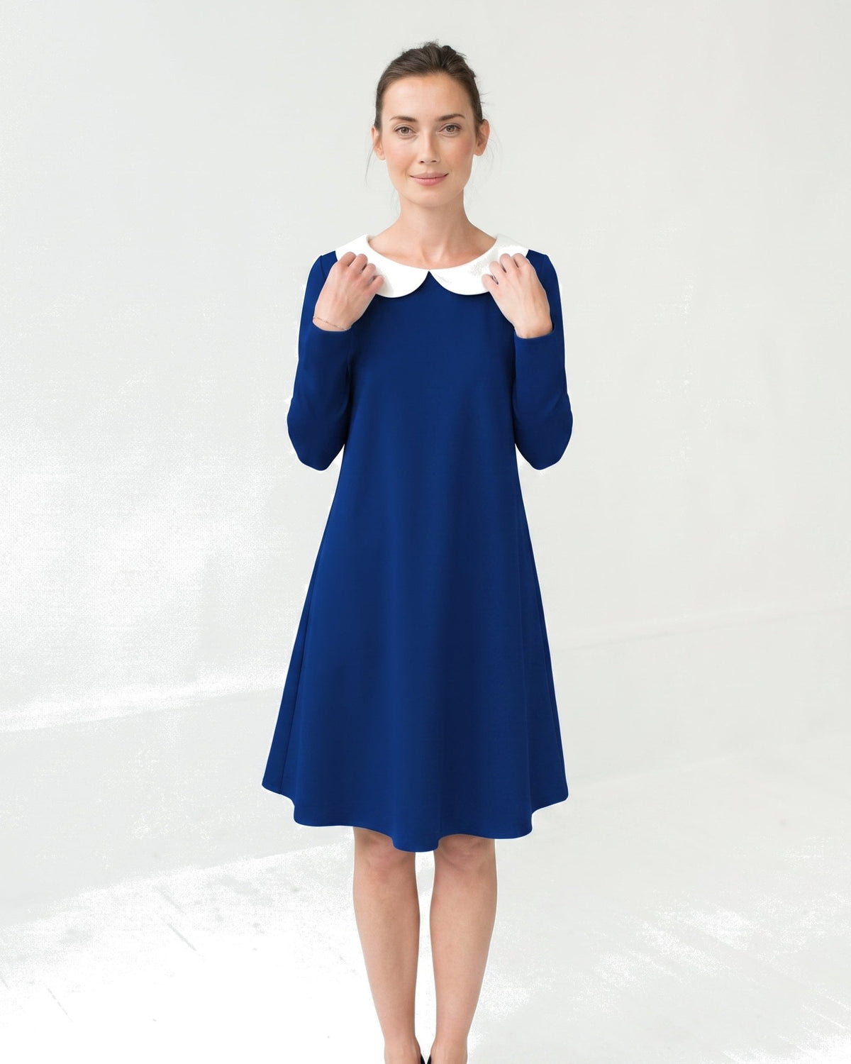 LOVER – Itališko punto Milano suknelė safyro mėlynos spalvos, priekis, viso ūgio #Color_Sapphire blue