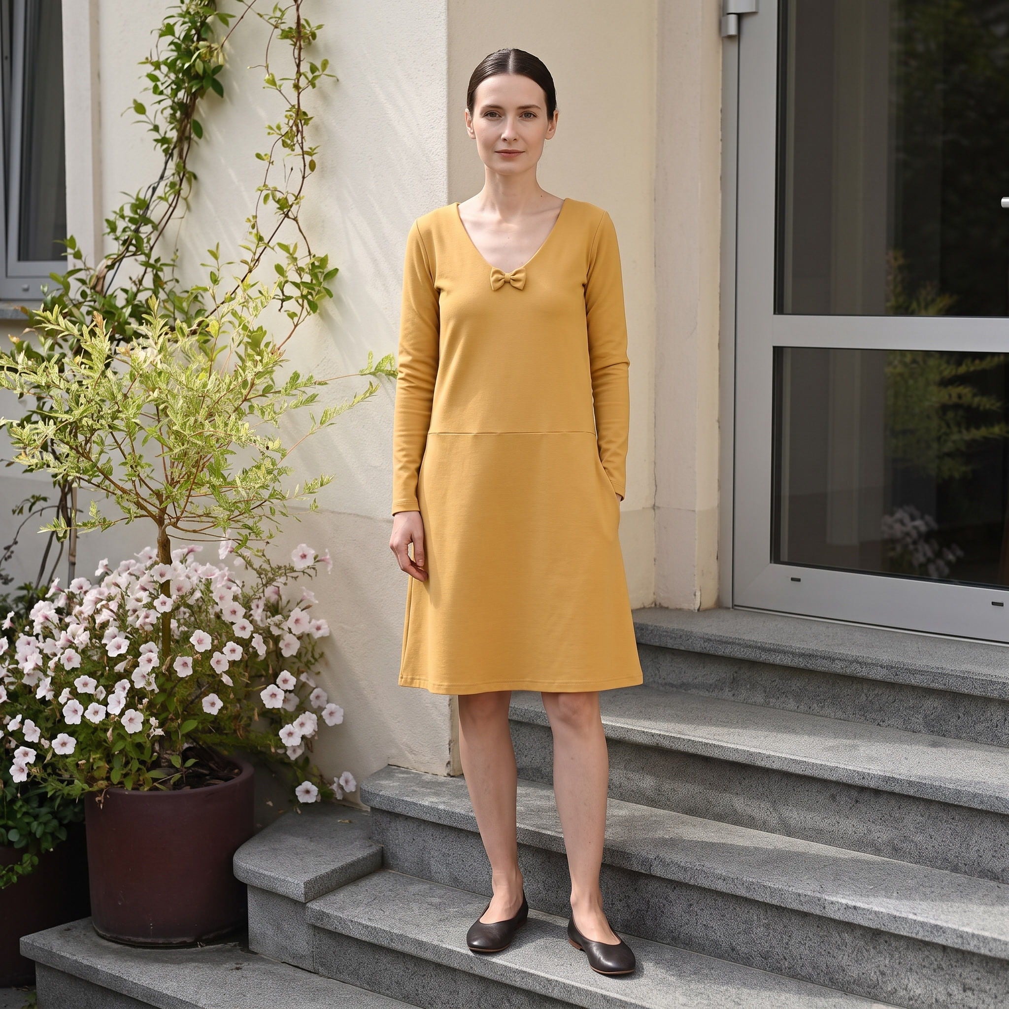 SUN — Robe trapèze en maille Punto Milano italienne à nœud