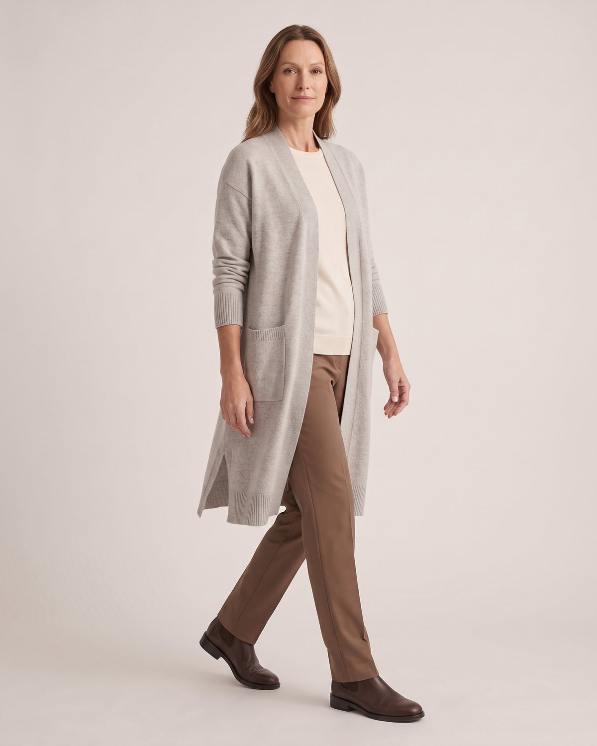 WILLOW – šviesiai pilkas vilnos kardiganas, šonas #Color_Light grey