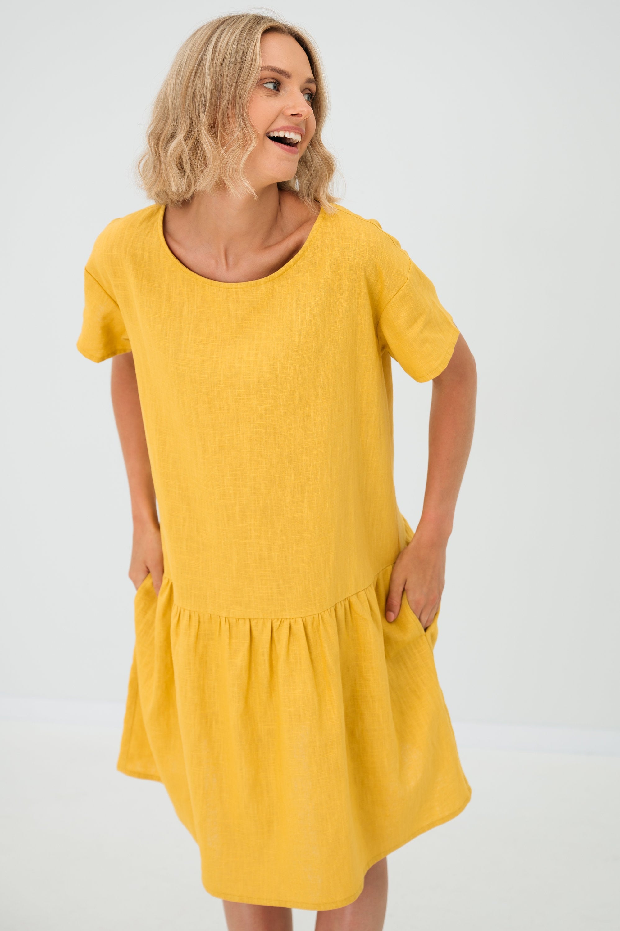 Leinenkleid BLOSSOM — Das Kleid, zu dem Sie zuerst greifen